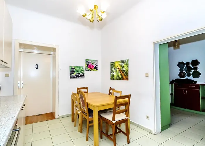 Cozy - 7 Minutes To Schoenbrunn Palace * וינה